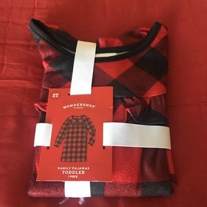 Wondershop Classic Plaid Christmas Gown Size 2T